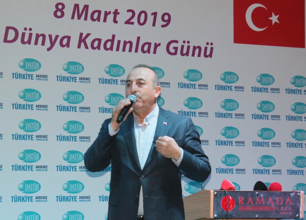 Bakan Çavuşoğlu: “Amerika’da yaşayan Ahıskalılara çifte vatandaşlık vereceğiz” 