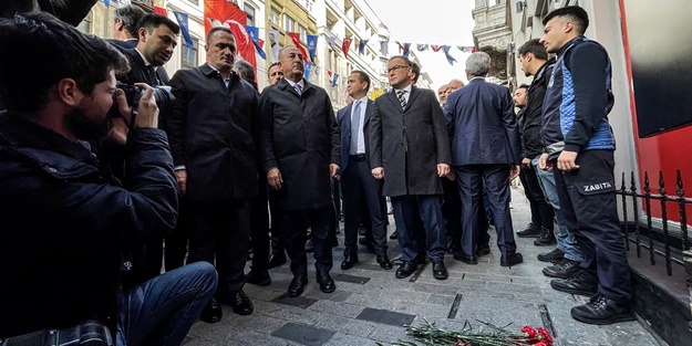 Bakan Çavuşoğlu: Bunların ikiyüzlülüğünü her seferinde vurguluyoruz