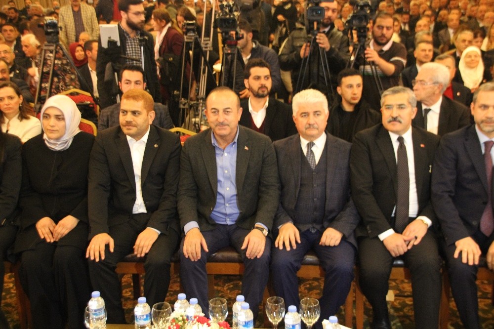 Bakan Çavuşoğlu: “İdlib muhtırası imzalanmasaydı, daha çok insani felaket yaşanacaktı” 