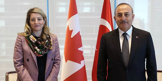 Bakan Çavuşoğlu Kanada Dışişleri Bakanı ile görüştü