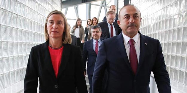 Bakan Çavuşoğlu Mogherini ile görüştü