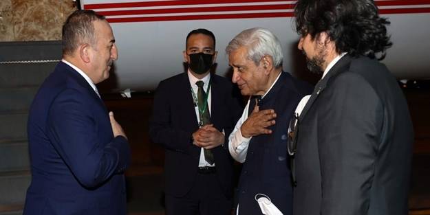 Bakan Çavuşoğlu Pakistan’da