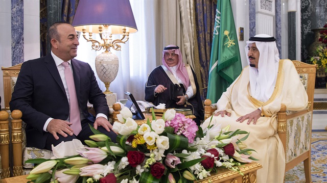 Bakan Çavuşoğlu Suudi Arabistan'da