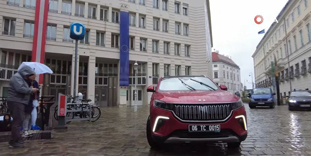 Bakan Çavuşoğlu Togg ile Viyana sokaklarının tozunu attırdı!