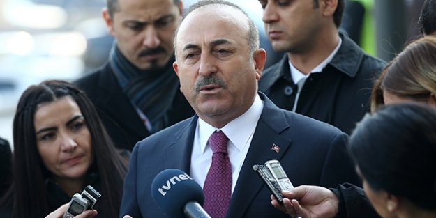 Bakan Çavuşoğlu: YPG'ye güvenmek ahmaklık