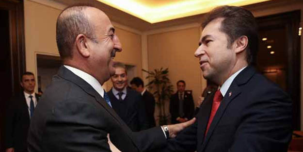 Bakan Çavuşoğlu'ndan baş döndüren diplomasi trafiği