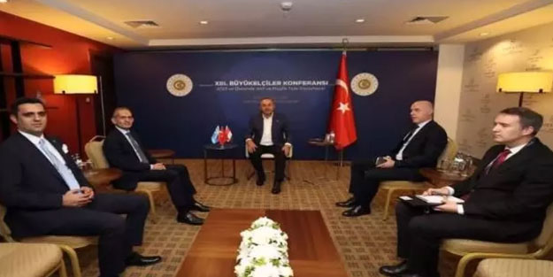 Bakan Çavuşoğlu'ndan kritik görüşme