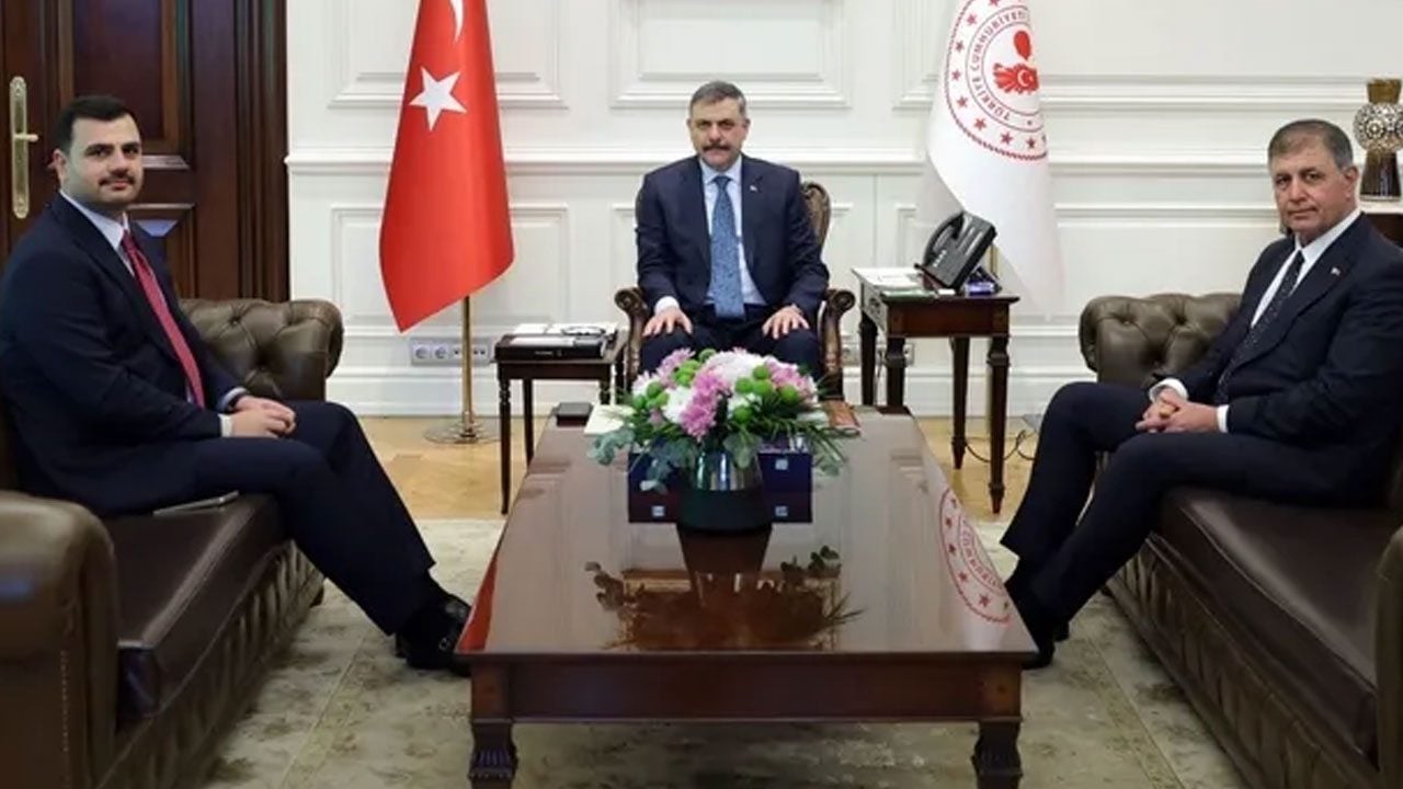 Bakan Çiftçi, İzmir Büyükşehir Belediye Başkanı Tugay’ı ağırladı