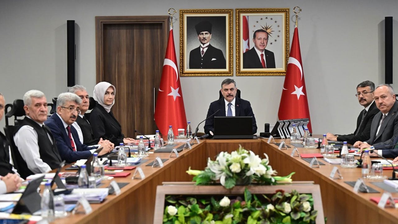 Bakan Çiftçi’den okul güvenliği için yeni talimatlar! Korucular ve bekçiler de okullarda görev alacak