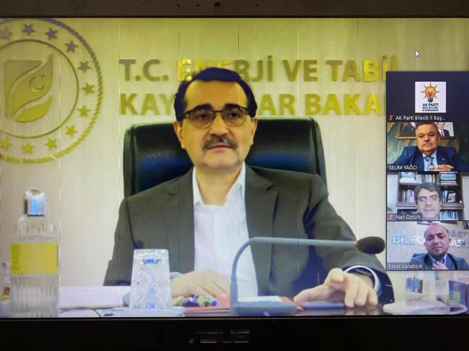 Bakan Dönmez, AK Parti Bilecik İl Başkanlığı toplantısına telekonferans sistemiyle bağlandı 