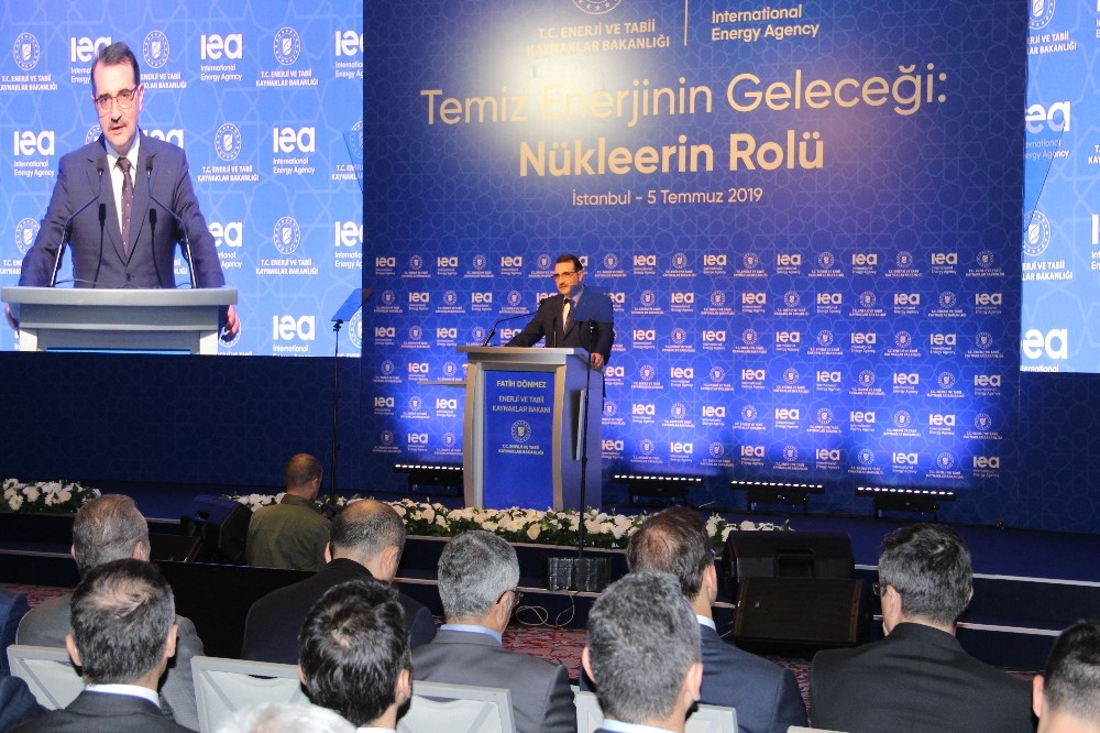 Bakan Dönmez: 