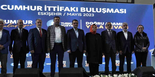 Bakan Dönmez, Karadeniz gazını bulduk, üstüne doğal gazla buluşturduk! İhracatta 6,5 milyar dolarla en yüksek...