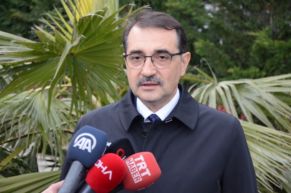 Bakan Dönmez: “Önümüzdeki dönem doğalgaz ve elektriğe zam yok” 