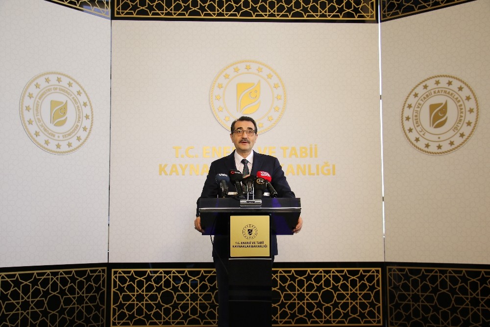 Bakan Dönmez: 