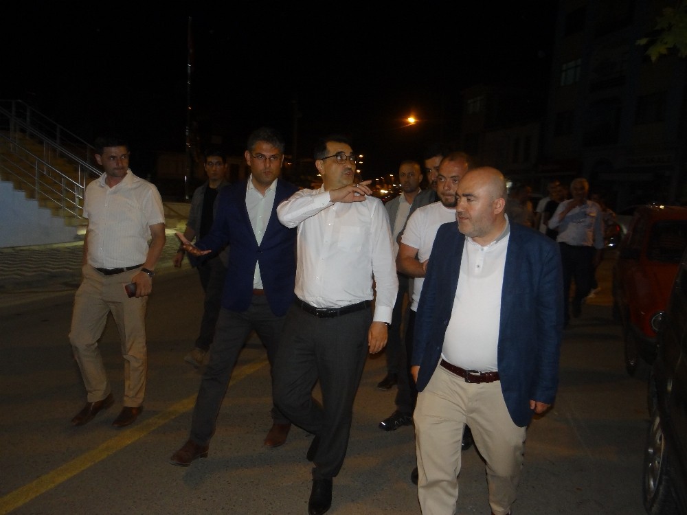 Bakan Dönmez’in adı o caddeye verildi 