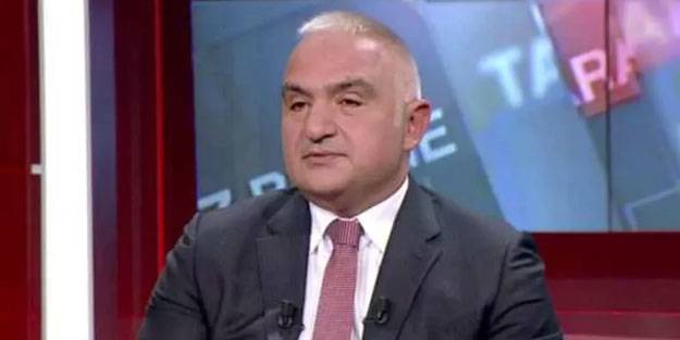 Bakan Ersoy: Dünyada en fazla turist girişi olan ülkeyiz
