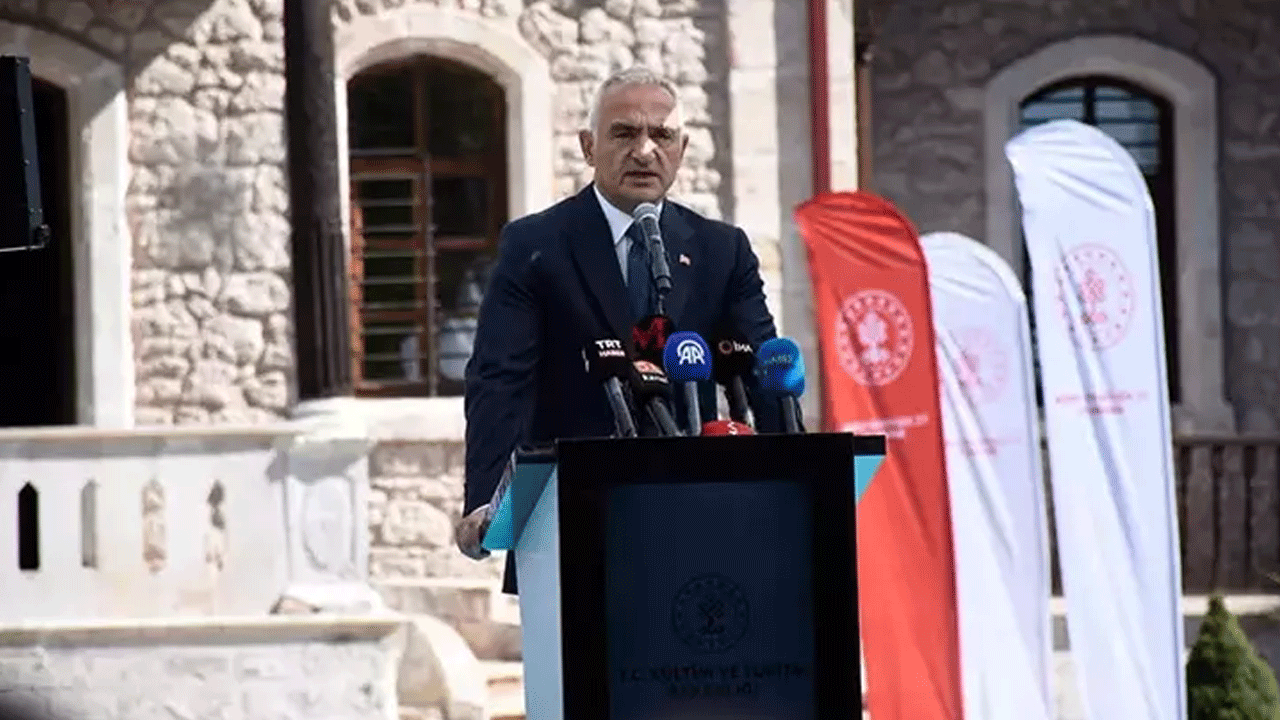 Bakan Ersoy güzel haberi verdi! Halk kütüphaneleri bakın ne olacak