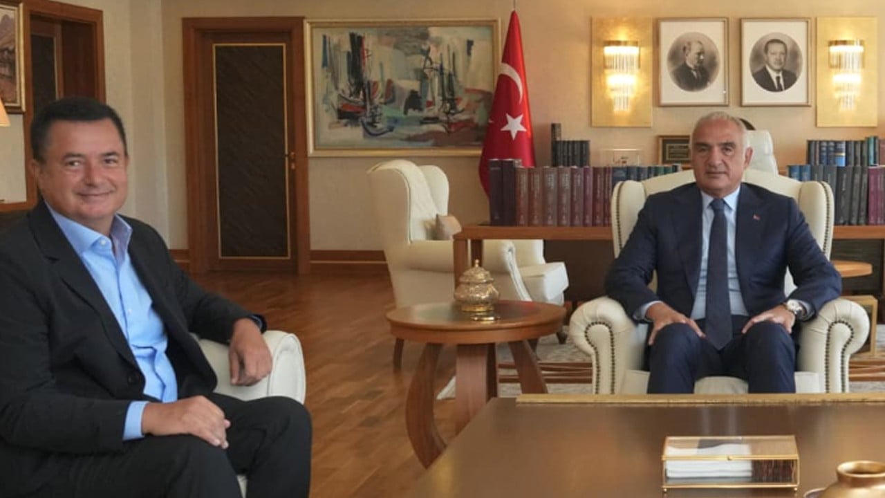 Bakan Ersoy ile Acun Ilıcalı bir araya geldi...
