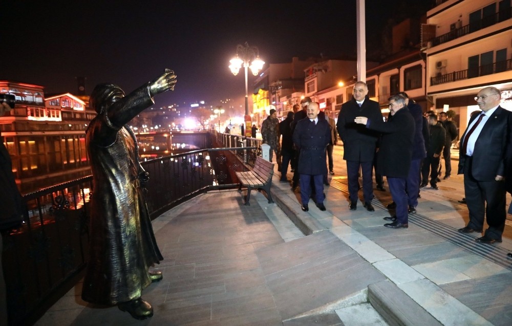 Bakan Mehmet Nuri Ersoy’dan Amasya’da tarih turu