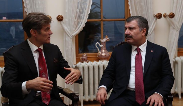 Bakan Fahrettin Koca Mehmet Öz'le bir araya geldi!