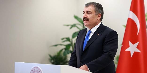 Bakan Fahrettin Koca'dan okullarda PCR testi açıklaması