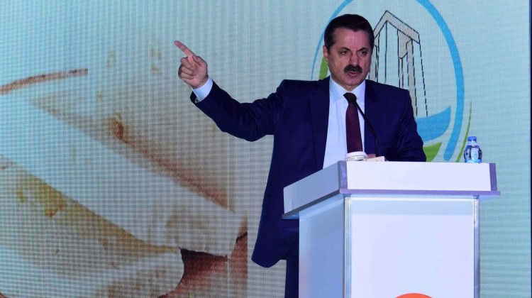 Bakan Faruk Çelik'ten eleştirenlere: Zavallılar
