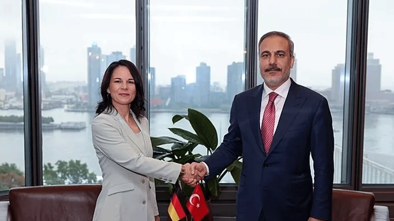 Bakan Fidan, Alman mevkidaşı Baerbock ile görüştü