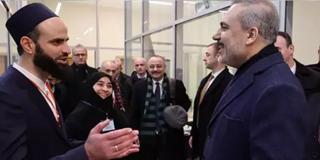 Bakan Fidan, Arnavutluk’ta Namazgah Camii'ni ziyaret etti