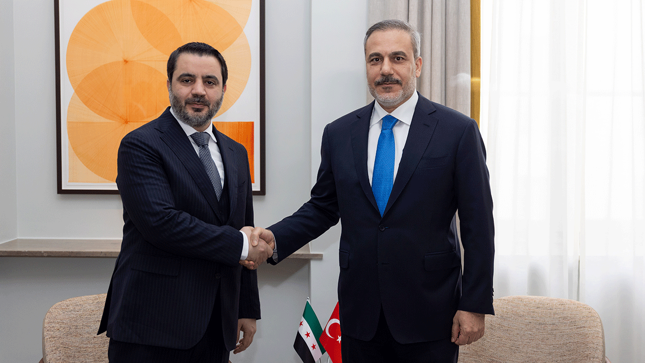 Bakan Fidan, devrimci mevkidaşı ile görüştü