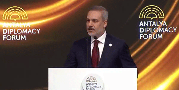 Bakan Fidan: İslam dünyası ayakta!