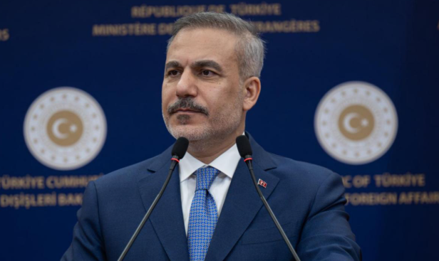 Bakan Fidan, Japon mevkidaşı Motegi ile görüştü