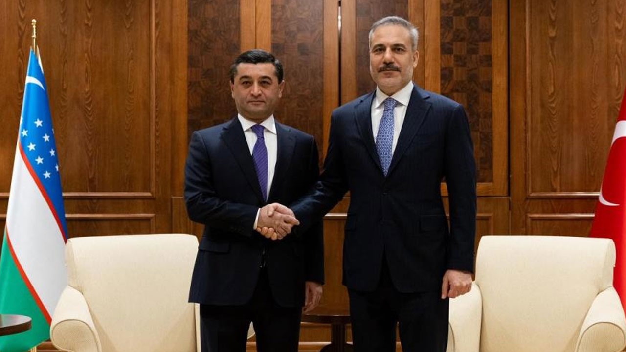 Bakan Fidan Özbek mevkidaşı ile görüştü