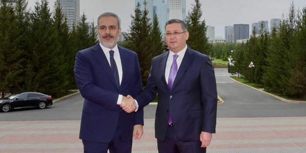 Bakan Fidan'dan kritik görüşme!