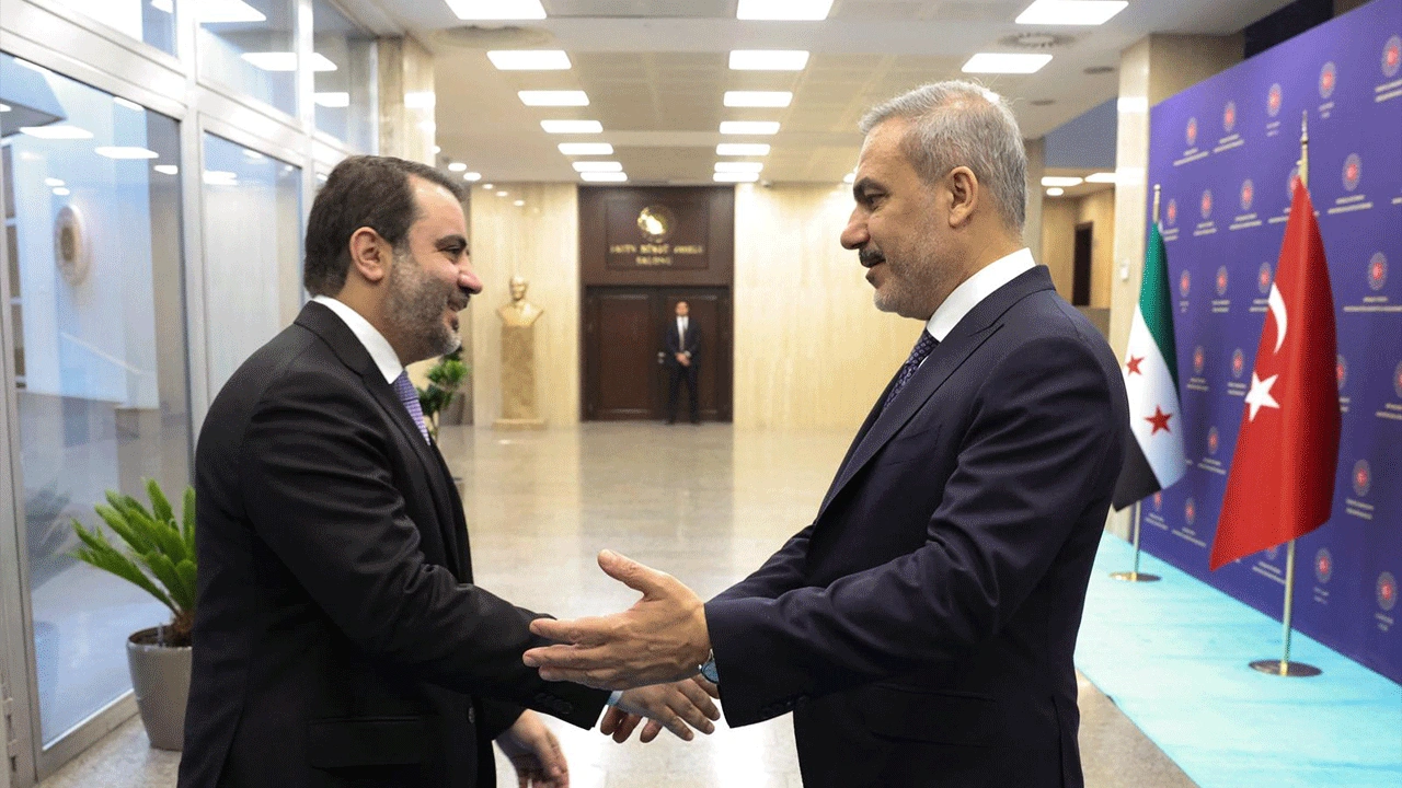 Bakan Fidan’dan kritik temas! Suriye ile diplomasi trafiği hızlandı