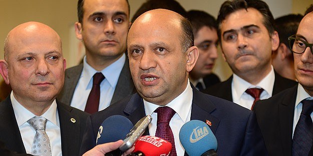 Bakan Fikri Işık’tan yaralı askerlere ziyaret