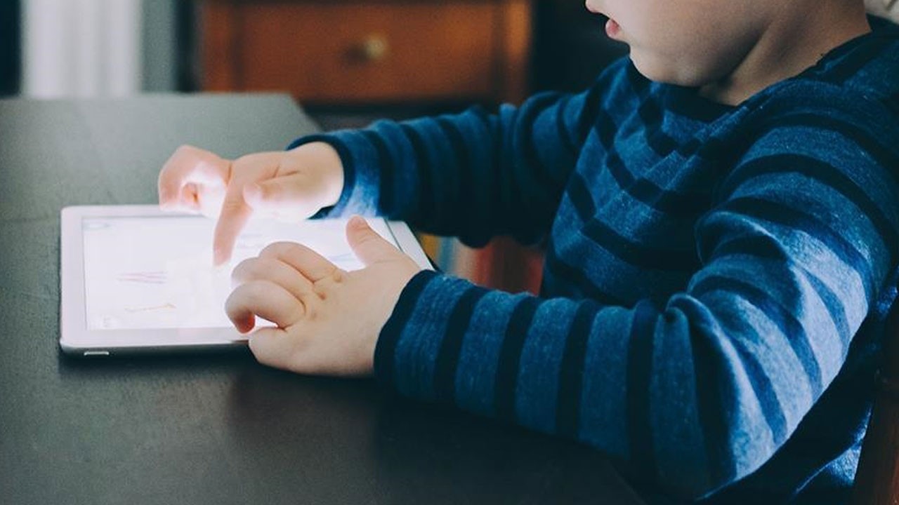 Bakan Göktaş’tan kritik uyarı: "Çocuklarımız için gelin hep birlikte dur diyelim"