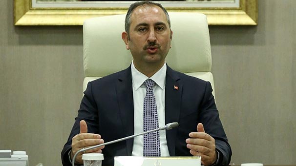 Bakan Gül: Yaklaşık 4 bin FETÖ'cü hakim savcı ihraç edildi