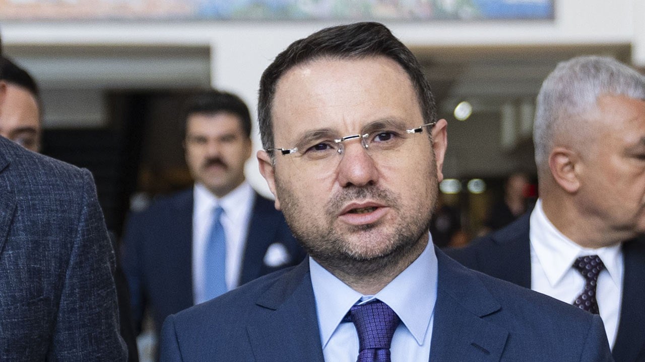 Bakan Gürlek: Gençlerimizi bunlara bırakmayacağız