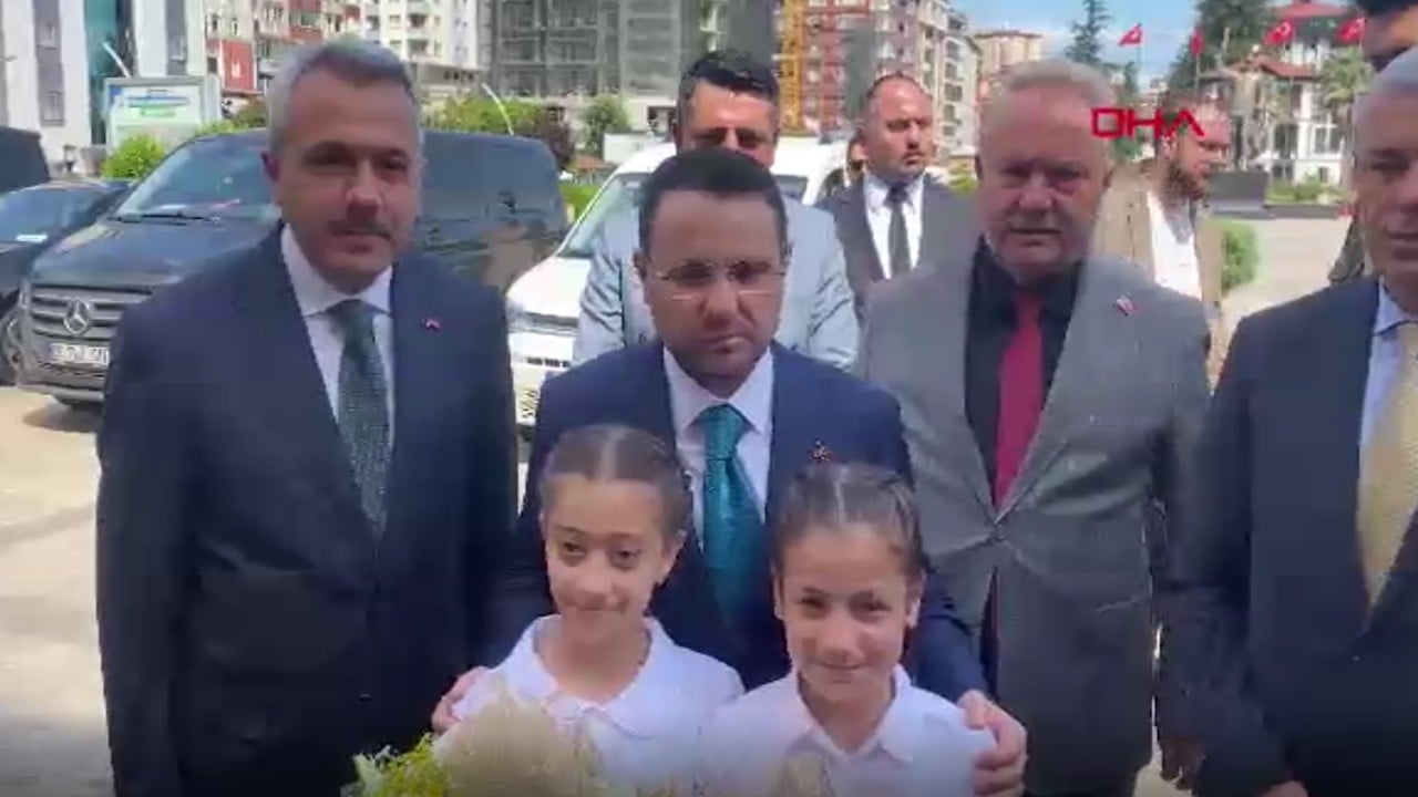 Bakan Gürlek üstüne basa basa söyledi "Dünyanın neresine giderlerse kaçamazlar"