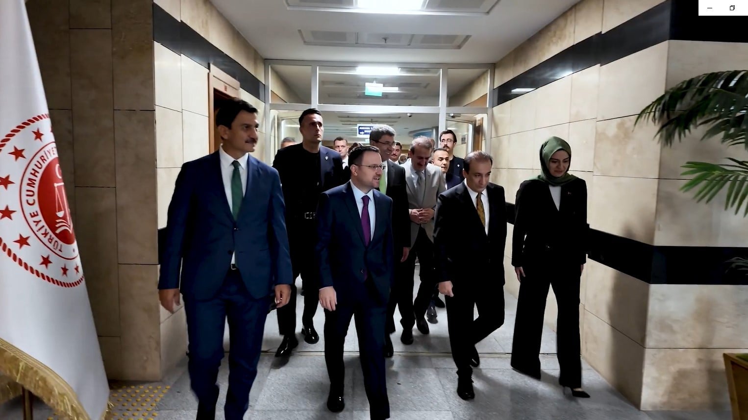Bakan Gürlek’ten çağrı merkezine ziyaret! ‘Alo Adalet 135’ hattı resmen faaliyete geçti