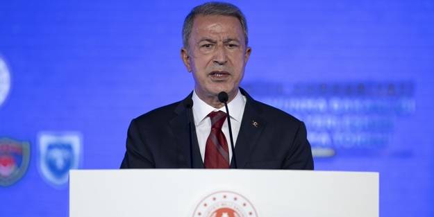 Bakan Hulusi Akar 