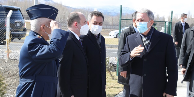 Bakan Hulusi Akar bizzat inceledi