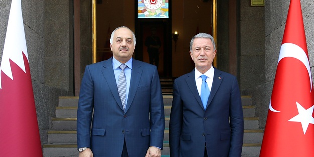 Bakan Hulusi Akar, Katar Savunma Bakanı ile görüştü