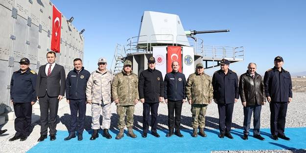 Bakan Hulusi Akar milli 