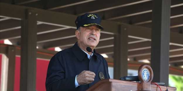 Bakan Hulusi Akar: Tehdit diliyle bizimle konuşanlar tarihlerine baksınlar