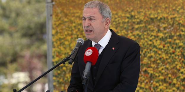 Bakan Hulusi Akar'dan çok net mesaj: Arkalarında kim olursa olsun yok edeceğiz