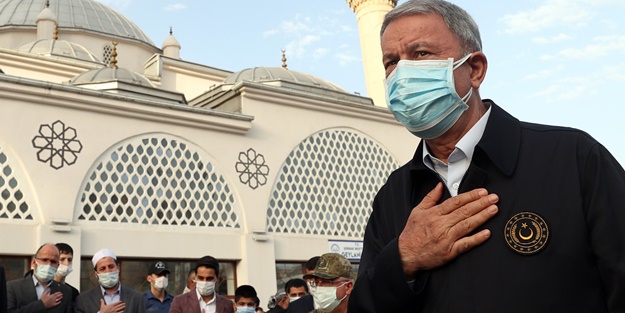 Bakan Hulusi Akar'dan kararlılık mesajı: Mücadelemiz devam edecek!