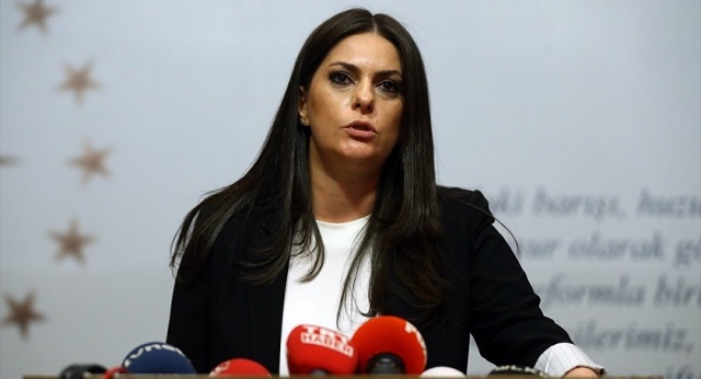 Bakan Jülide Sarıeroğlu: Yaşlılar için yeni adımlar atacağız