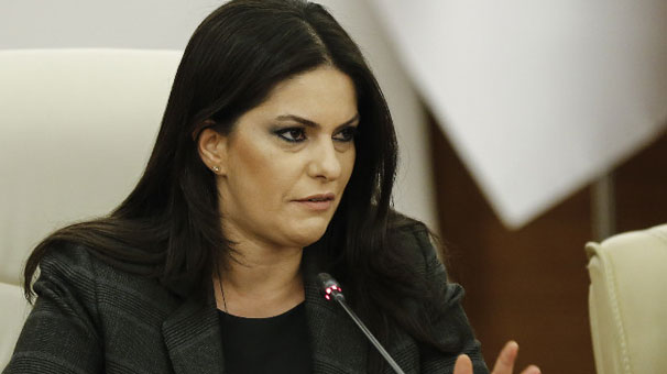 Bakan Jülide Sarıeroğlu'ndan kanser hastalarına müjde!