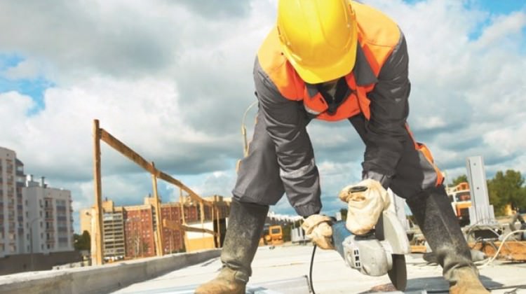 Bakan Jülide Sarıeroğlu'ndan taşeron açıklaması